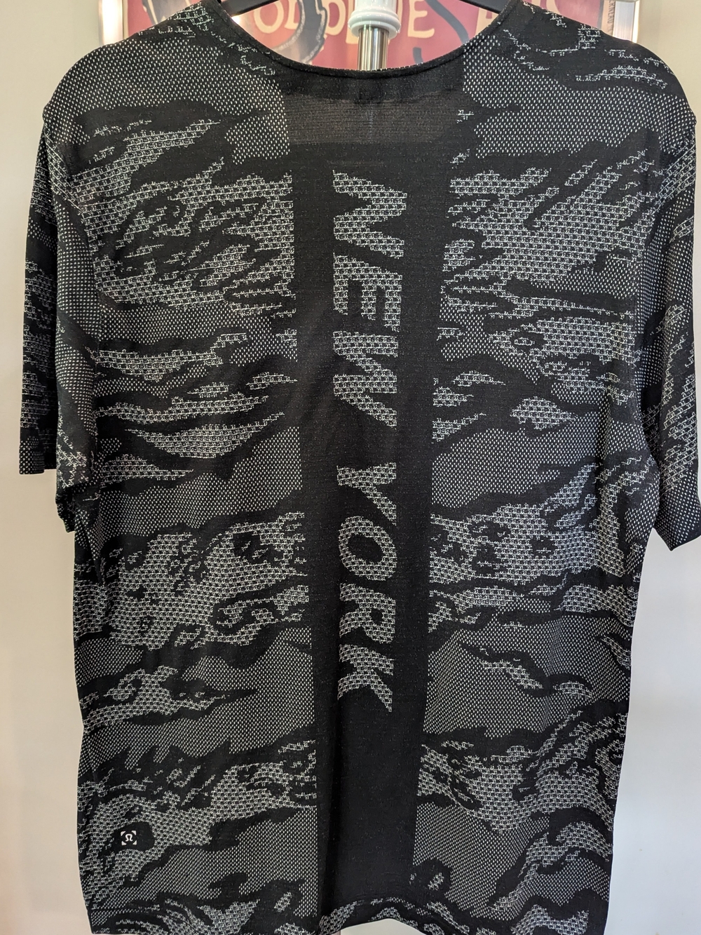 $30 Lululemon Size L Metal Vent Breathe Short Sleeve City Edition New York Camo